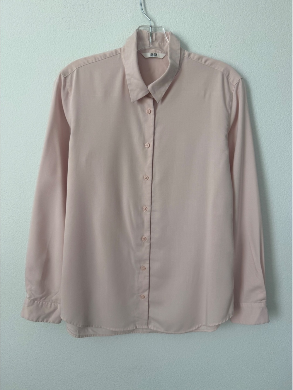 Uniqlo Long Sleeve Button Up Pale Pink Rayon Blend Shirt Blouse Women's Size S